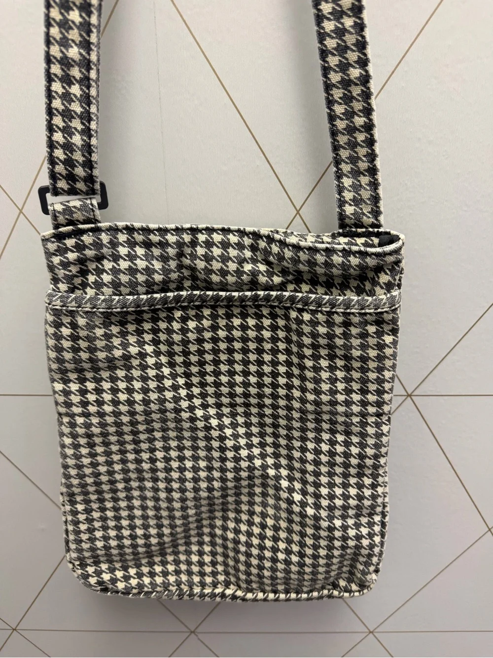 Kavu keeper crossbody